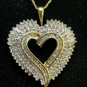Elegant Gold and Diamonds Heart Pendant Necklace